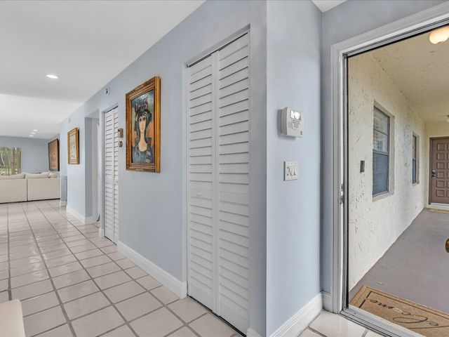 8410 Casa Del Lago, Boca Raton, FL 33433