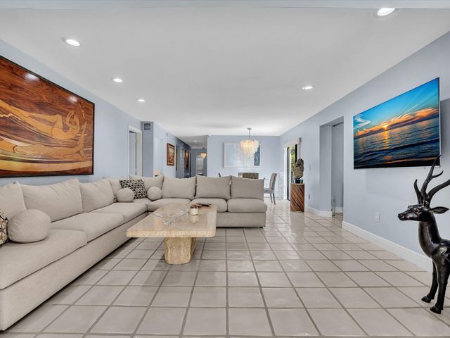 8410 Casa Del Lago, Boca Raton, FL 33433