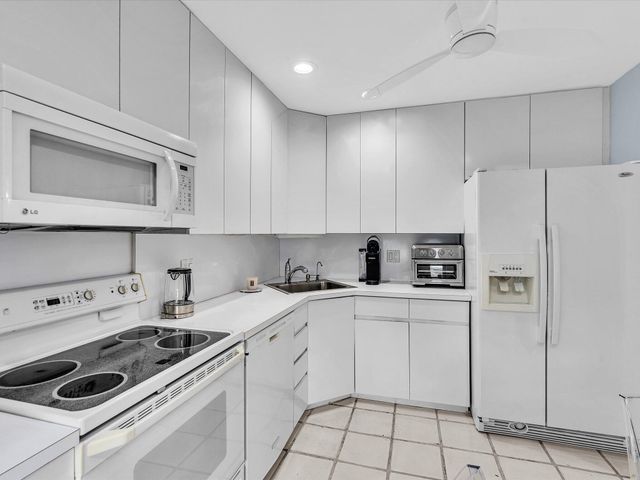 8410 Casa Del Lago, Boca Raton, FL 33433