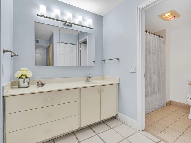 8410 Casa Del Lago, Boca Raton, FL 33433