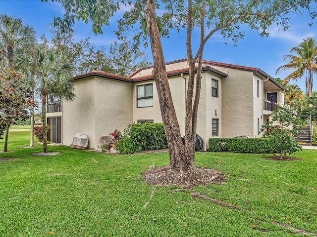8410 Casa Del Lago, Boca Raton, FL 33433