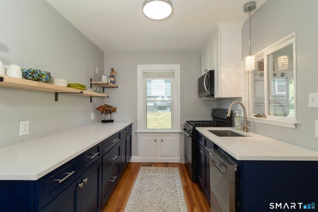 9 Seaview Avenue, West Haven, CT 06516