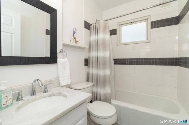9 Seaview Avenue, West Haven, CT 06516