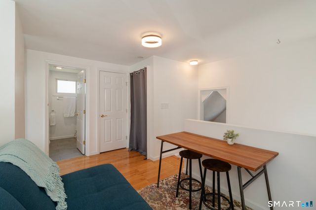 9 Seaview Avenue, West Haven, CT 06516