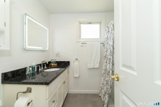 9 Seaview Avenue, West Haven, CT 06516