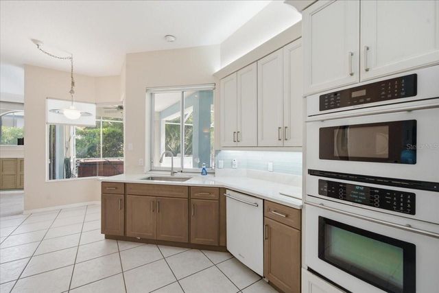 8402 MAYBELLE DRIVE, Weeki Wachee, FL 34613