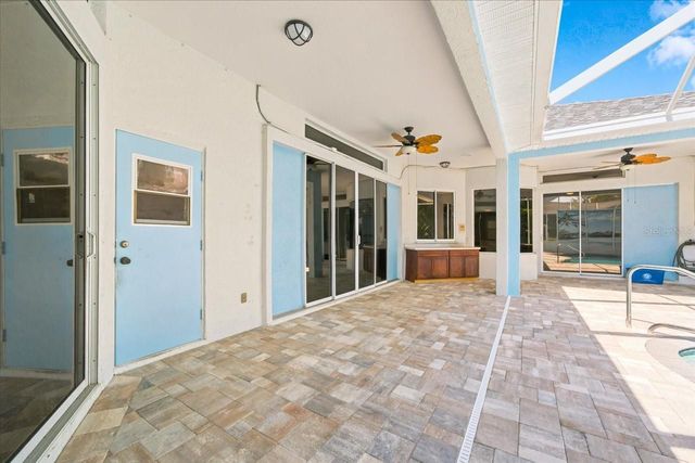 8402 MAYBELLE DRIVE, Weeki Wachee, FL 34613