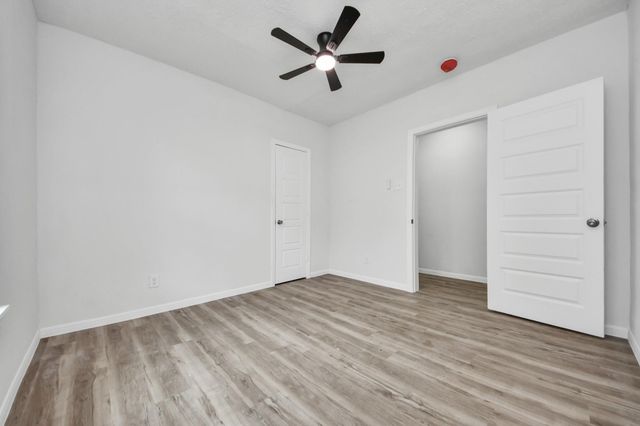 7021 Canal Street, Houston, TX 77011