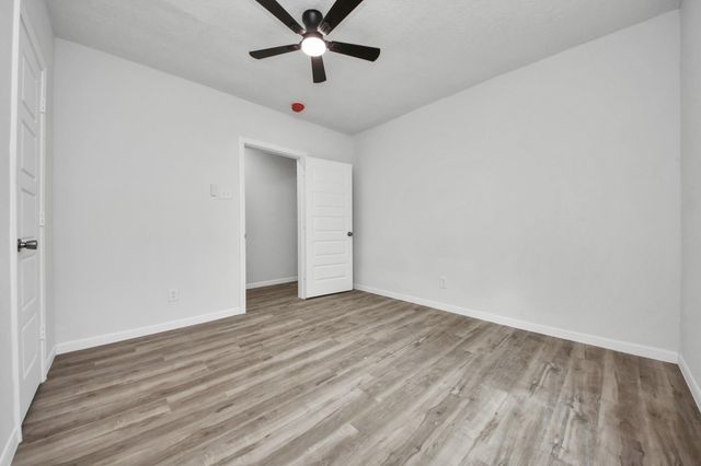 7021 Canal Street, Houston, TX 77011