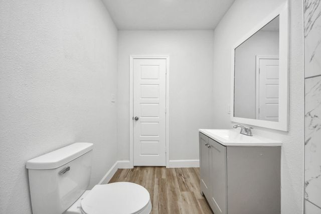 7021 Canal Street, Houston, TX 77011