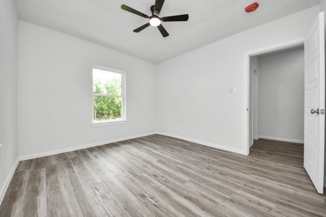 7021 Canal Street, Houston, TX 77011