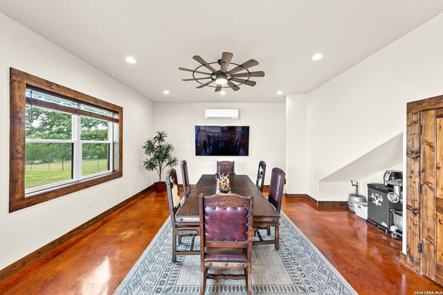 238 SABINAS CREEK RANCH RD, Boerne, TX 78006