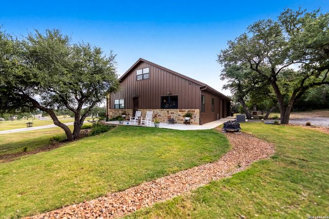 238 SABINAS CREEK RANCH RD, Boerne, TX 78006