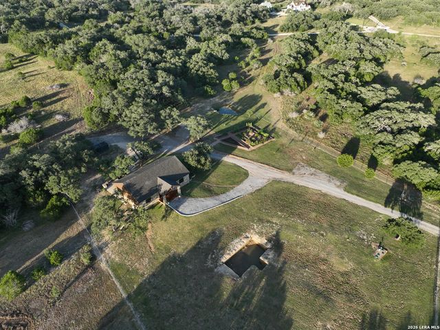 238 SABINAS CREEK RANCH RD, Boerne, TX 78006