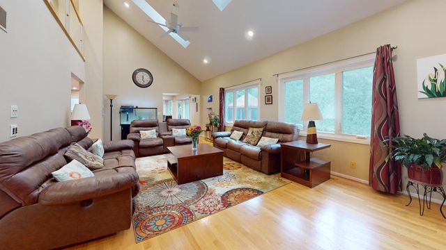 1309 Witney Lane, Buffalo Grove, IL 60089