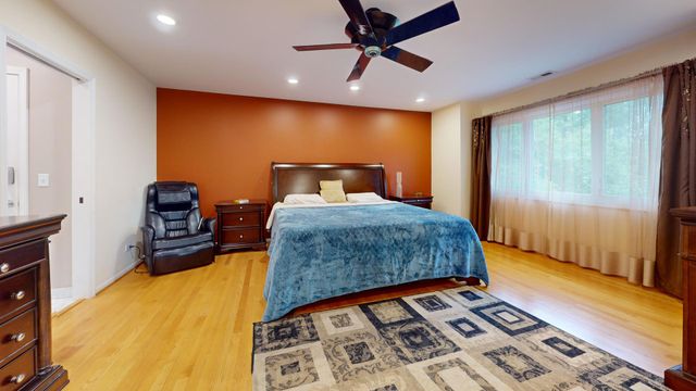 1309 Witney Lane, Buffalo Grove, IL 60089