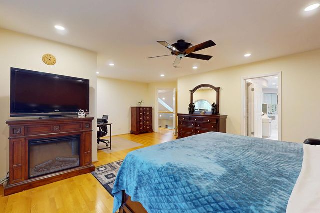 1309 Witney Lane, Buffalo Grove, IL 60089