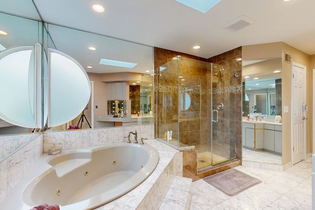 1309 Witney Lane, Buffalo Grove, IL 60089
