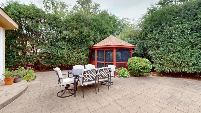 1309 Witney Lane, Buffalo Grove, IL 60089