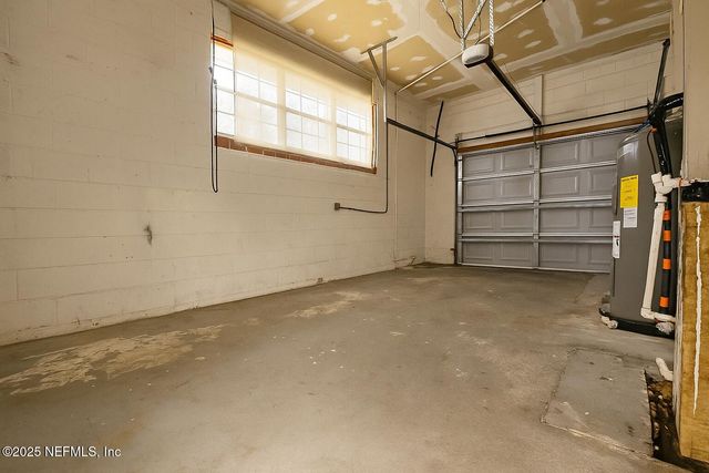 1604 CARBONDALE Drive N, Jacksonville, FL 32208