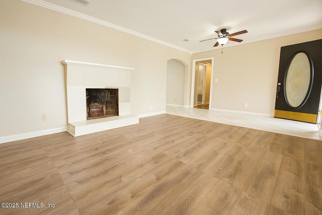 1604 CARBONDALE Drive N, Jacksonville, FL 32208