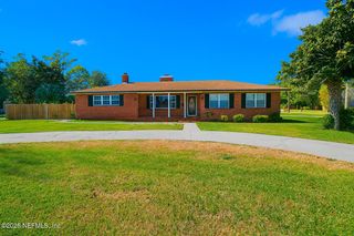 1604 CARBONDALE Drive N, Jacksonville, FL 32208