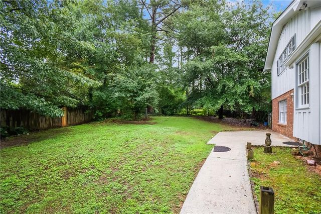 2458 Dunkerrin Lane, Atlanta, GA 30360