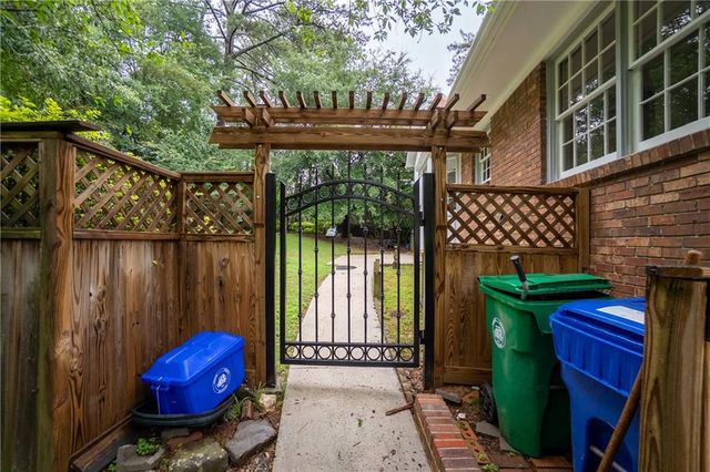 2458 Dunkerrin Lane, Atlanta, GA 30360