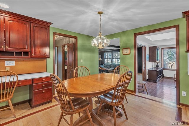 26 Heritage Rd W, Amherst, NY 14221