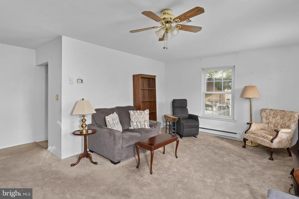 28 CHELSEA PL, SOUTHAMPTON, NJ 08088 — photo 5