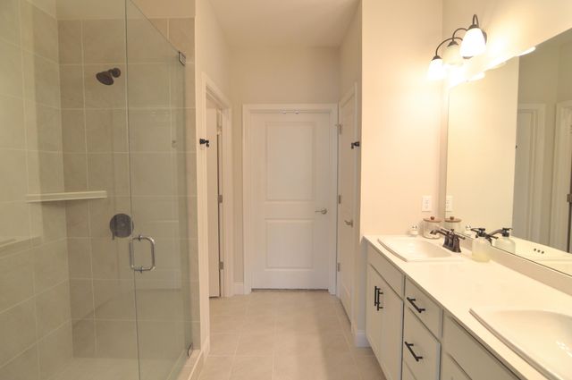 1644 Creekwood Court, Hebron, KY 41048