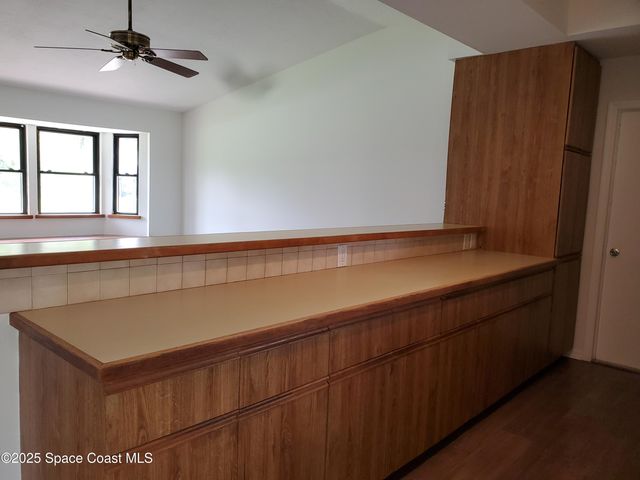 255 8th Court, Vero Beach, FL 32962