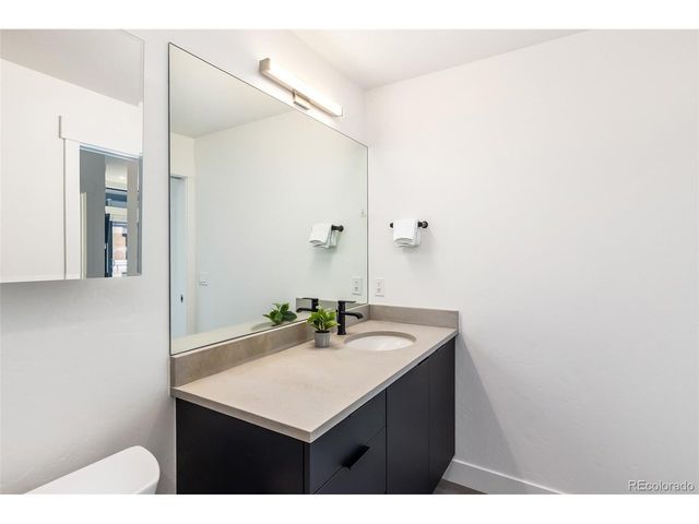 930 Blue River Pkwy 6-613, Silverthorne, CO 80498