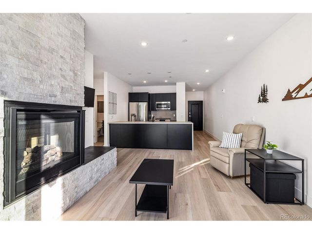 930 Blue River Pkwy 6-613, Silverthorne, CO 80498