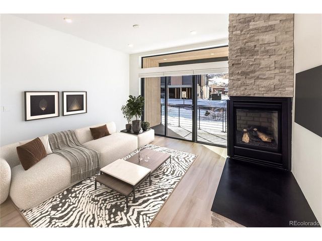 930 Blue River Pkwy 6-613, Silverthorne, CO 80498