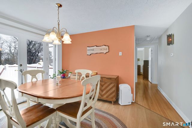 4 Steep Road, South Windsor, CT 06074