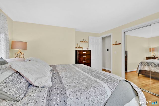 4 Steep Road, South Windsor, CT 06074