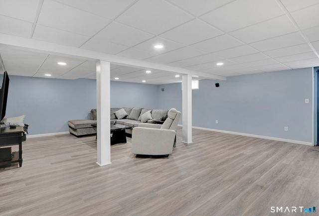 4 Steep Road, South Windsor, CT 06074