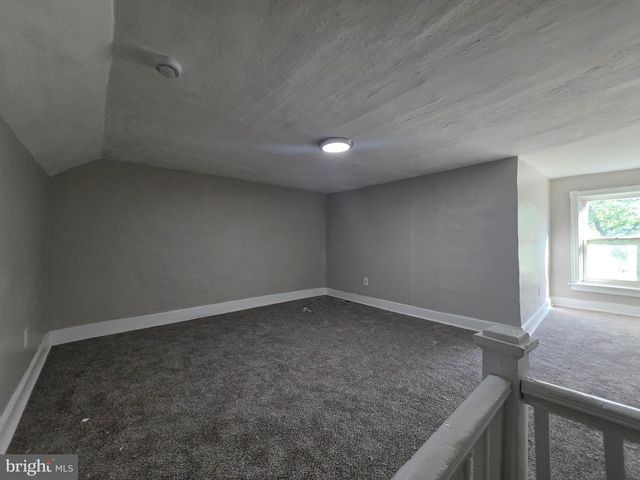 517 STUYVESANT AVE, Trenton, NJ 08618