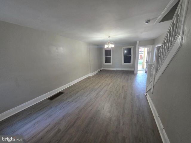 517 STUYVESANT AVE, Trenton, NJ 08618