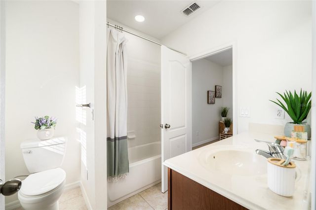 955 BELLES FERRY LOOP, Sanford, FL 32771