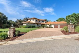 1947 Bear Valley Oaks Road, Escondido, CA 92025