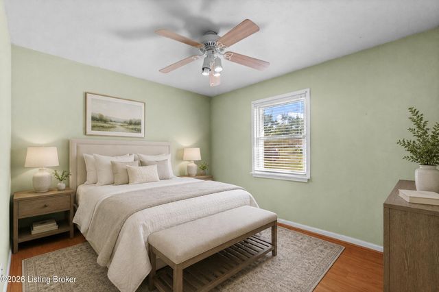 6905 Boxwood Ct, Pewee Valley, KY 40056