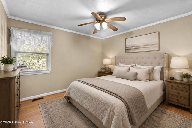 6905 Boxwood Ct, Pewee Valley, KY 40056