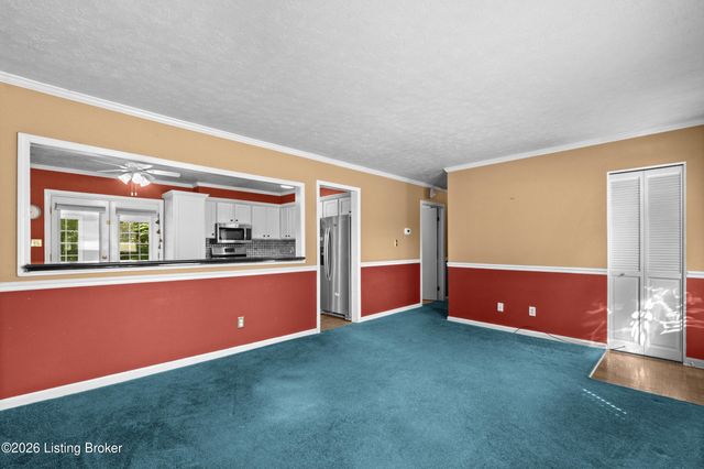 6905 Boxwood Ct, Pewee Valley, KY 40056