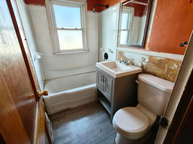 7418 Howard Avenue, Hammond, IN 46324