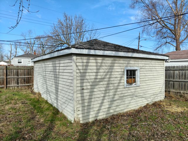 7418 Howard Avenue, Hammond, IN 46324