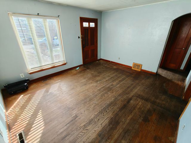 7418 Howard Avenue, Hammond, IN 46324