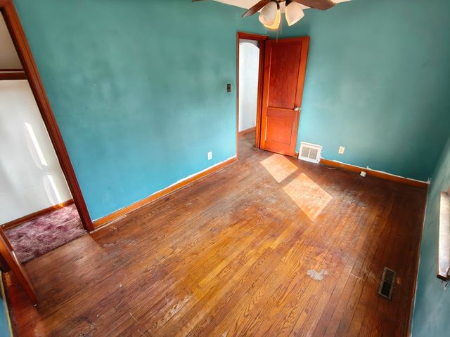 7418 Howard Avenue, Hammond, IN 46324