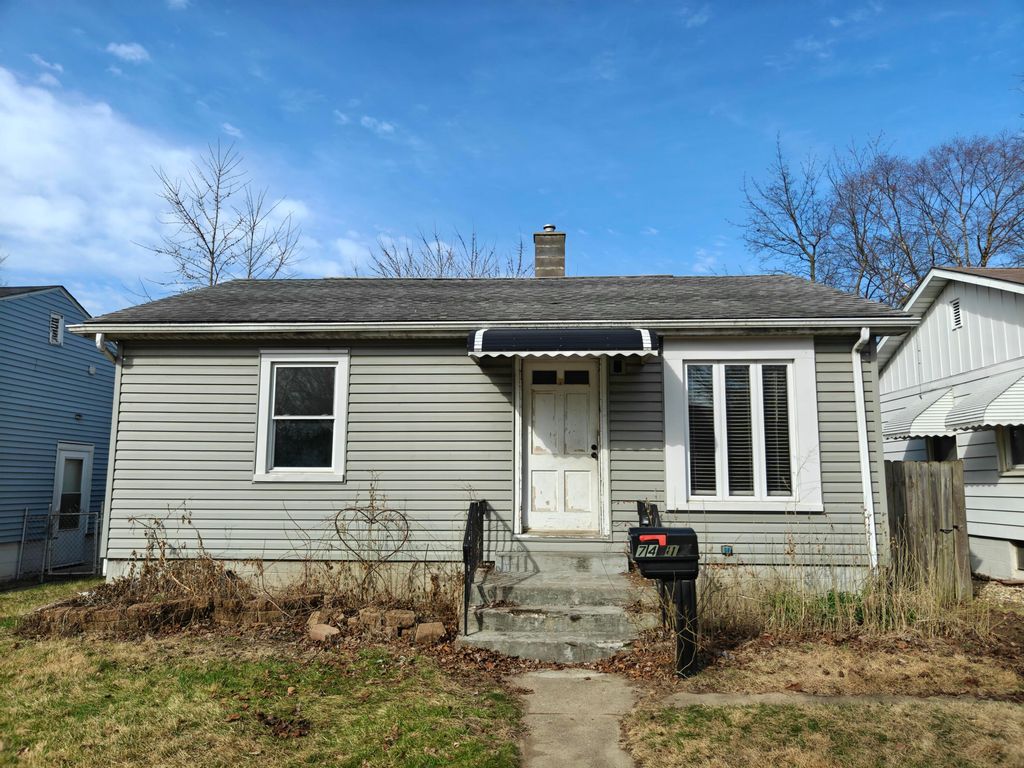 7418 Howard Avenue, Hammond, IN 46324